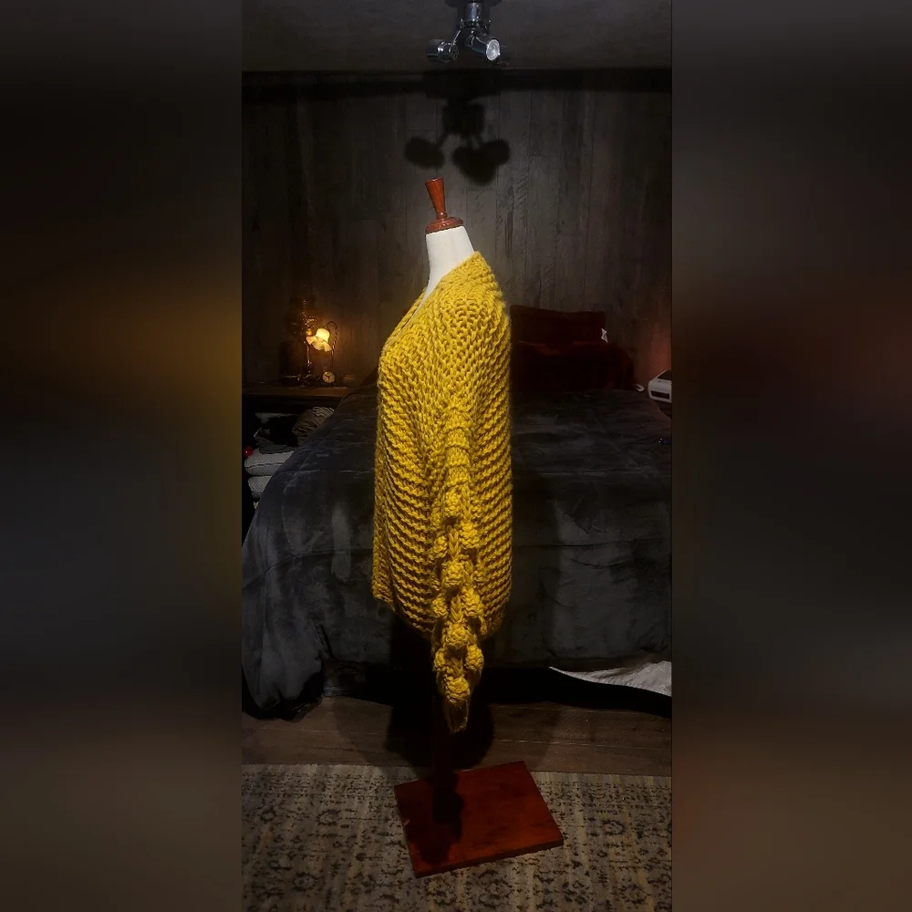 Wish List Chunky Mustard Yellow Balloon Sleeve Sweater – Size M/L - Picture 4 of 7